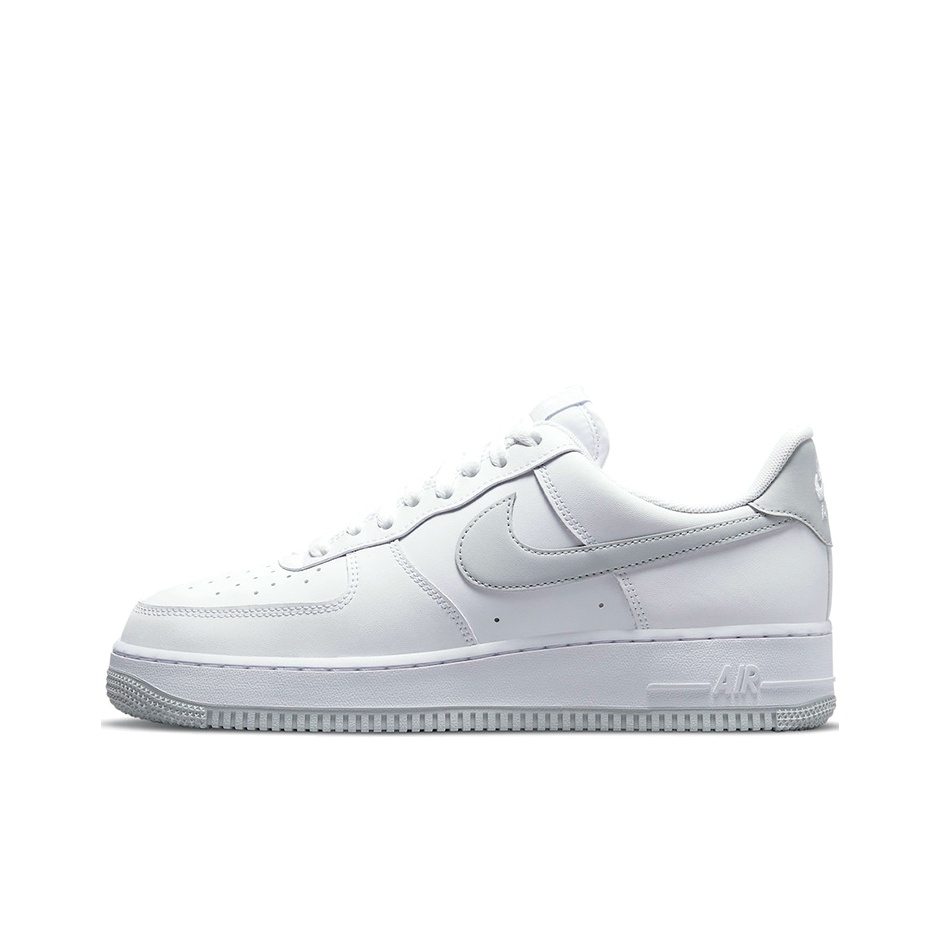 Nike Shoes Air Force 1 - حذاء نايك إير فورس 1 للرجال