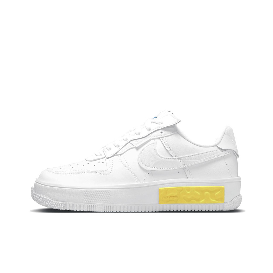 Nike Shoes Air Force 1 - حذاء نايك إير فورس 1 للنساء