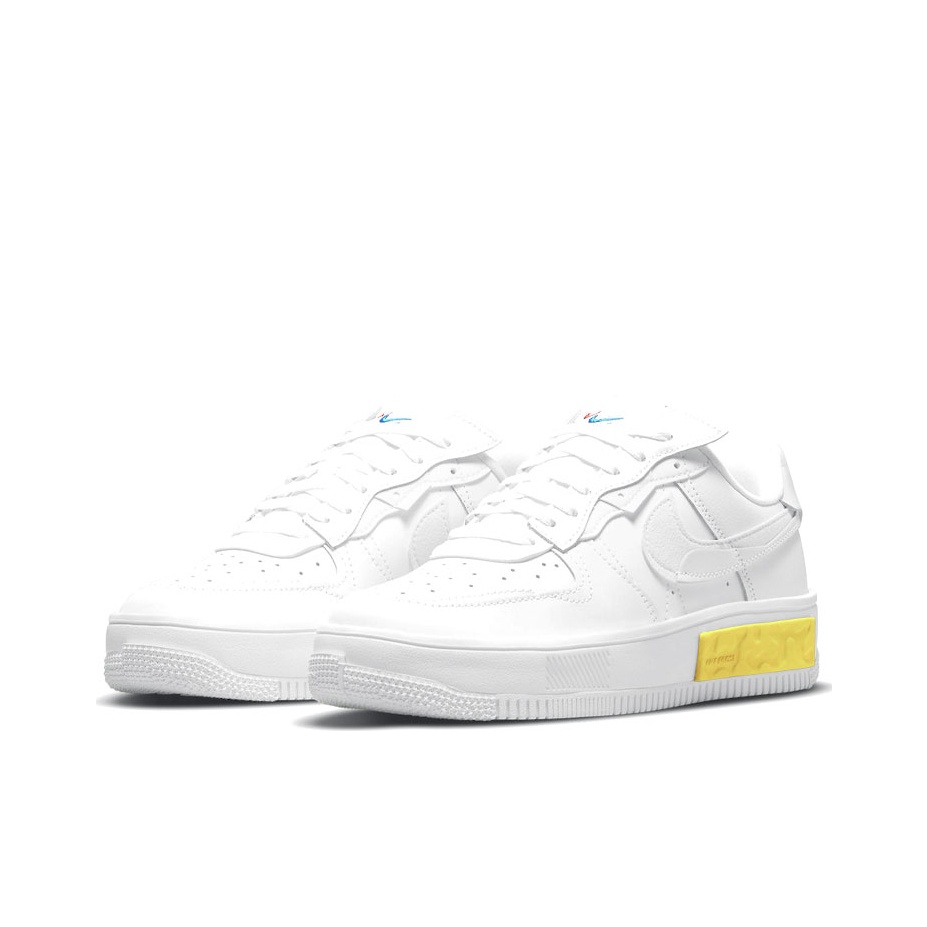 حذاء نايك إير فورس 1 للنساء من - مراجعة Nike Shoes Air Force 1 وسعره