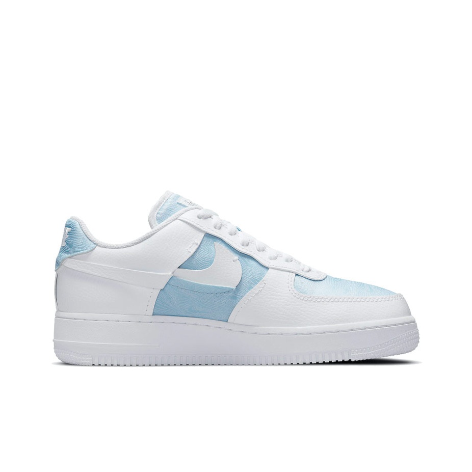 حذاء نايك إير فورس 1 للنساء من - مراجعة Nike Shoes Air Force 1 وسعره